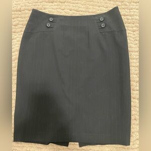 Gray Knee-Length Pencil Skirt with Slit for Work